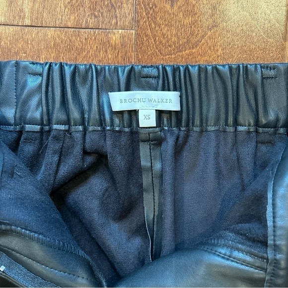Brochu Walker The Tide Pull-On Pant, Italian Vegan Leather, Jogger Fit, Size XS - Picture 14 of 16